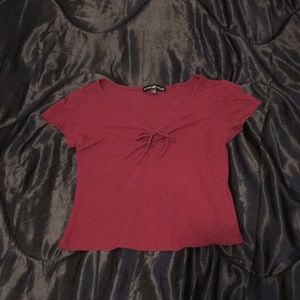 Maroon form fitting t-shirt